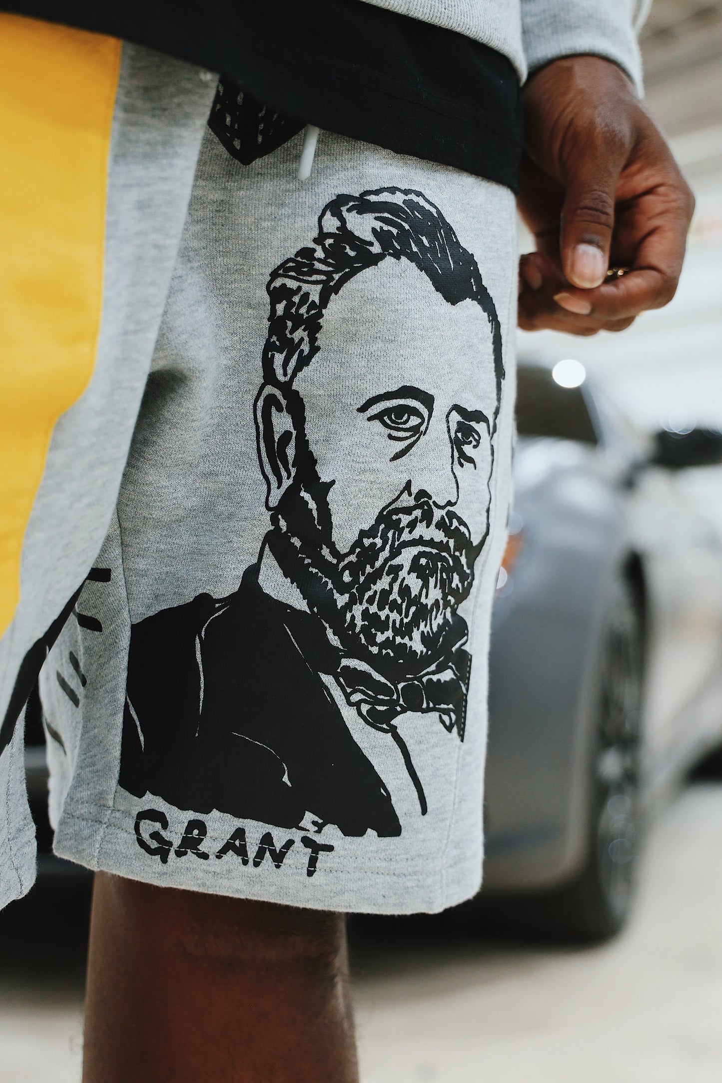 Rich Crewneck Sweater (Heather Grey)