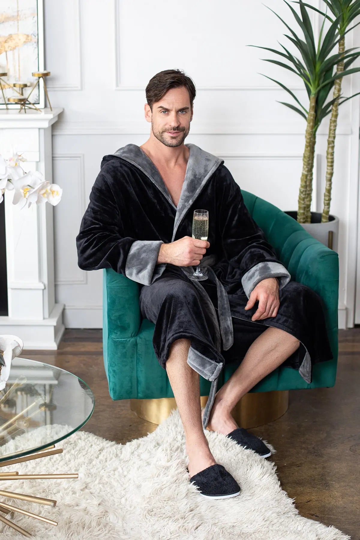 Men’s Robe with Hood – Ultra-Soft Plush Comfort for Everyday Use